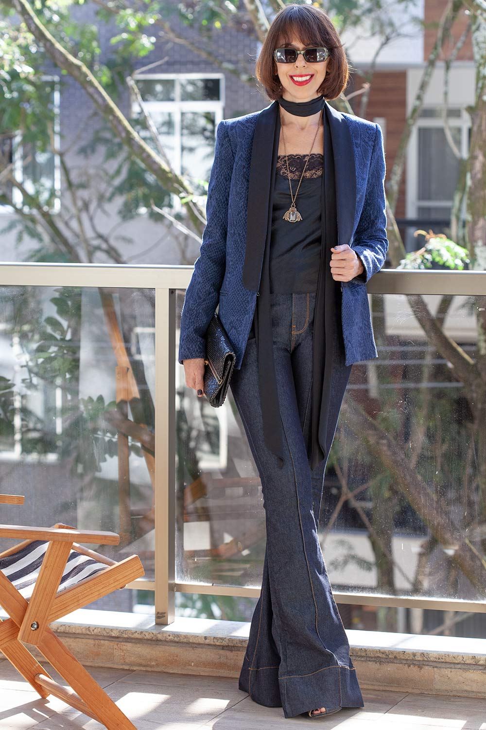 Calça jeans flare com blazer sales
